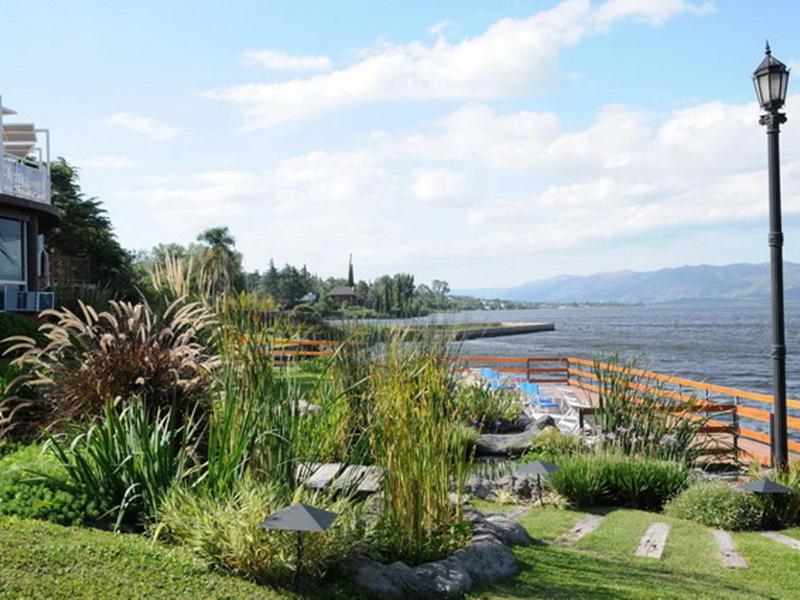Lake Buenavista Apart Hotel & Suites Вилья-Карлос-Пас Экстерьер фото