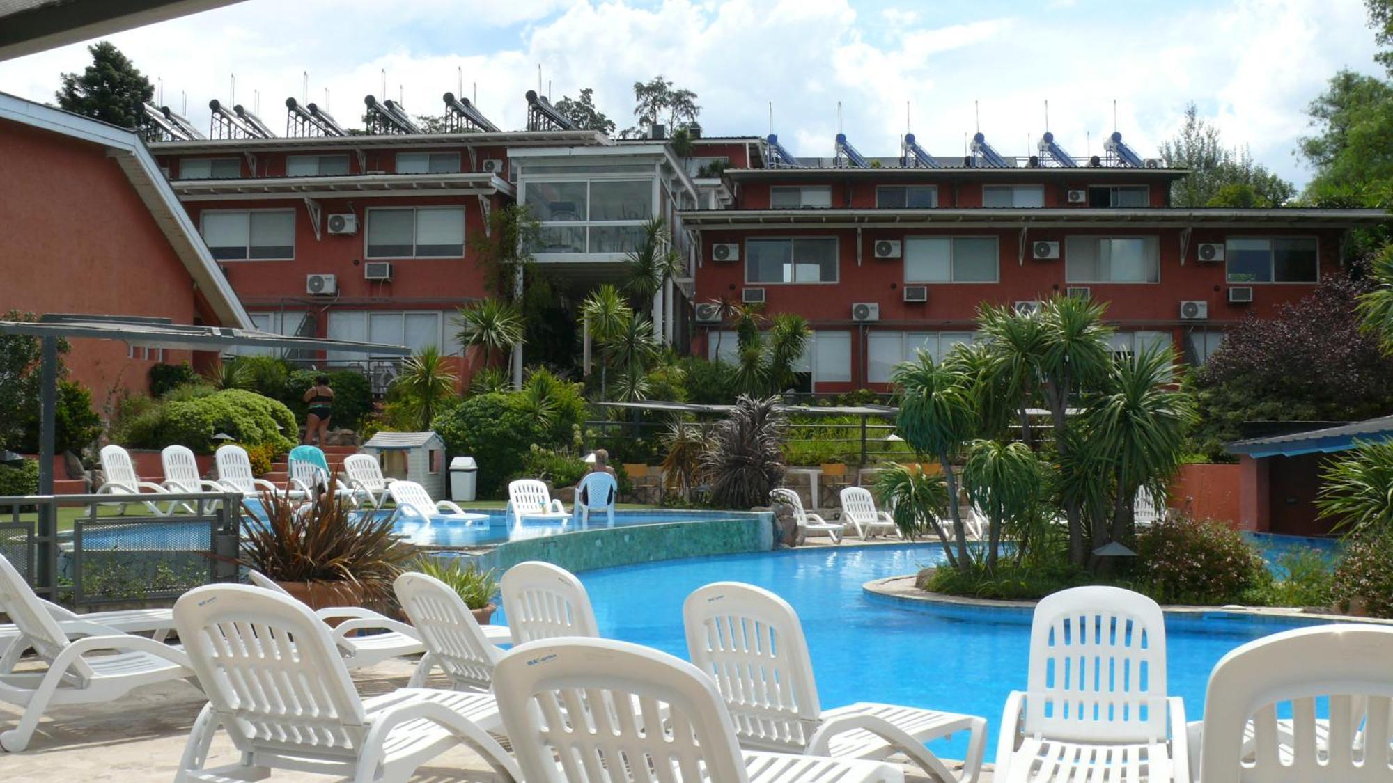 Lake Buenavista Apart Hotel & Suites Вилья-Карлос-Пас Экстерьер фото